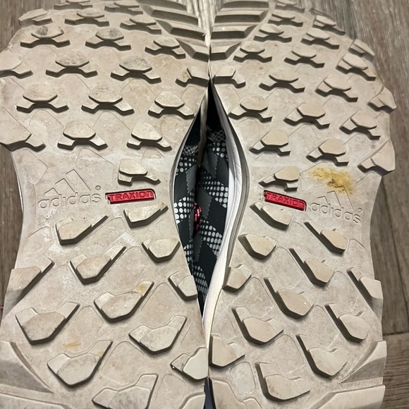 Adidas sneakers - Picture 4 of 4